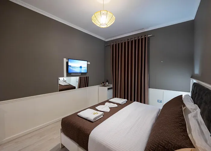 Hotel Aria Center 3*