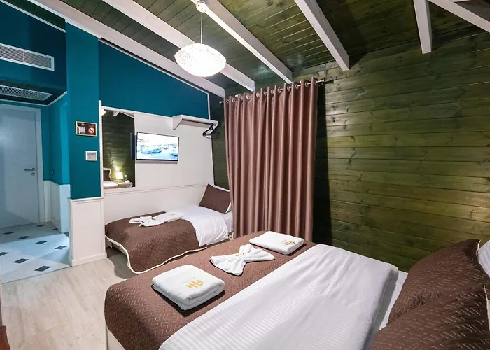 Hotel Aria Center 3*