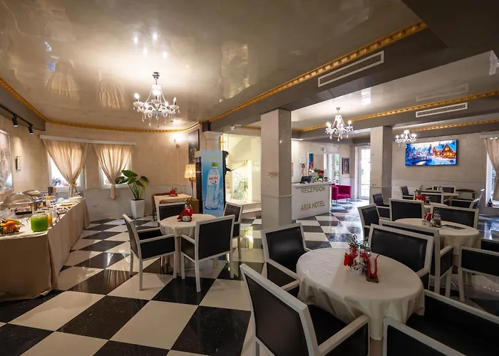 Hotel Aria Center 3*