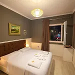 Aria Center Hotel 3*