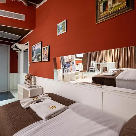 Hotel Aria Center 3*